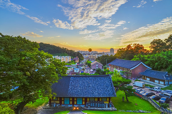 清州郷校